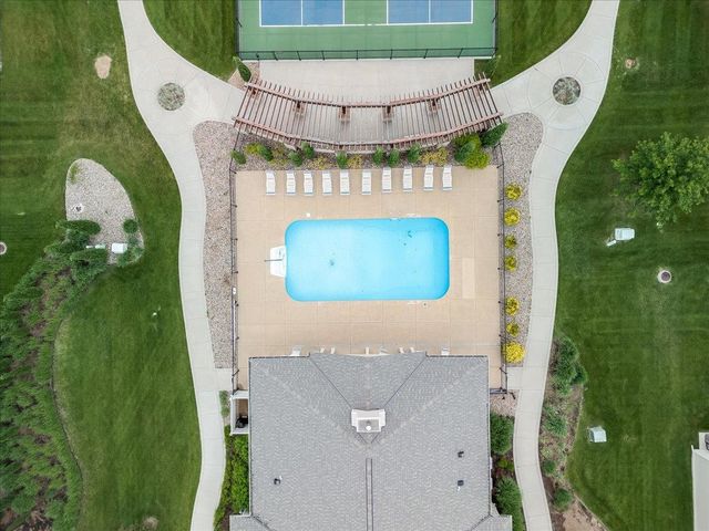 7726 E Turquoise, Bel Aire, KS 67226