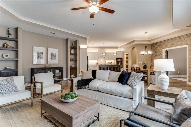 7726 E Turquoise, Bel Aire, KS 67226