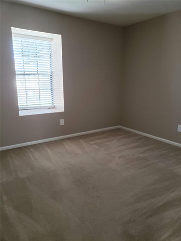 1911 Richmond Vantage Drive, Richmond, TX 77406