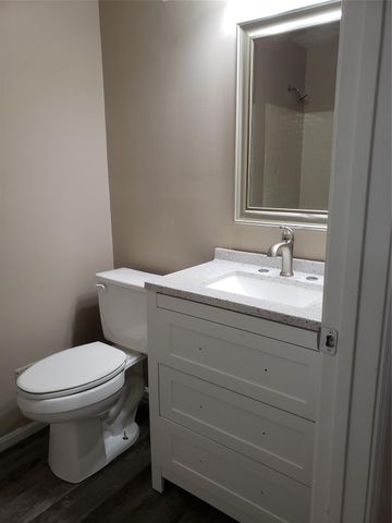 1911 Richmond Vantage Drive, Richmond, TX 77406