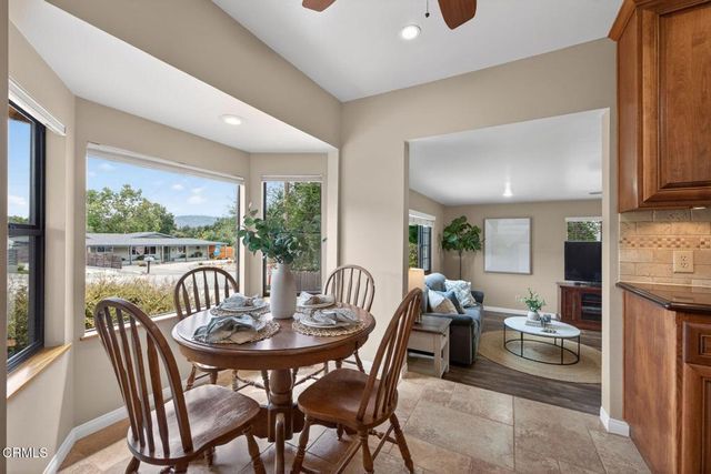 245 E Oak View Avenue, Oak View, CA 93022