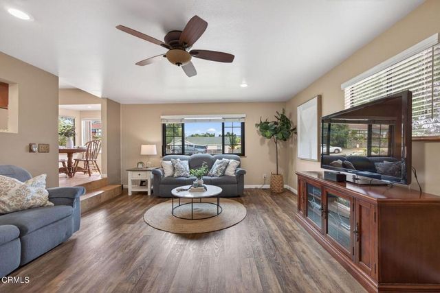 245 E Oak View Avenue, Oak View, CA 93022