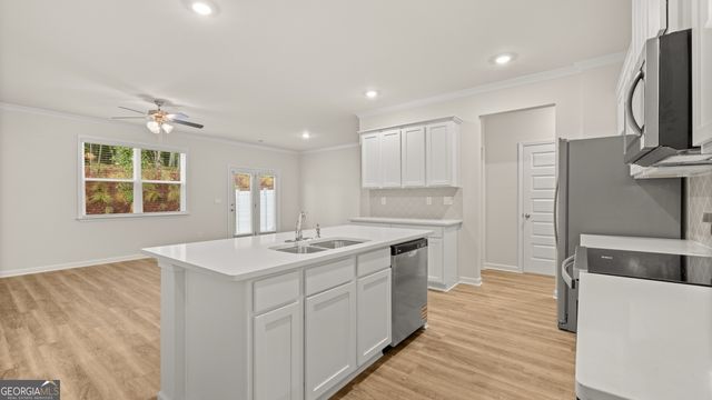 465 Silver Moon Drive, Loganville, GA 30052