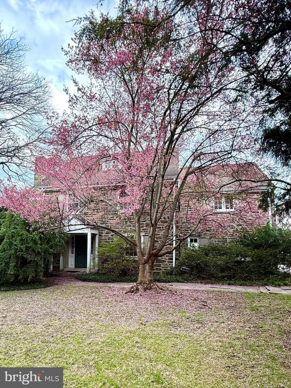 405 COTSWOLD LN, Wynnewood, PA 19096