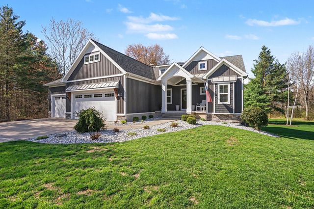 17789 112th Avenue, Crockery Twp, MI 49448