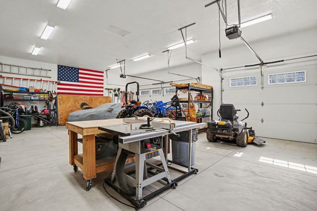 17789 112th Avenue, Crockery Twp, MI 49448