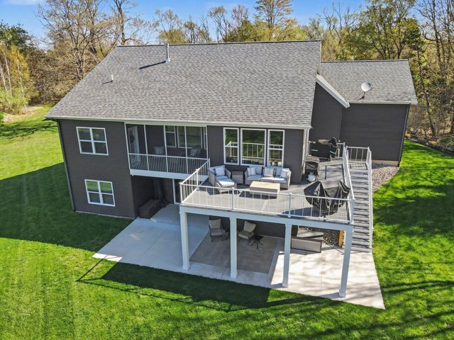 17789 112th Avenue, Crockery Twp, MI 49448