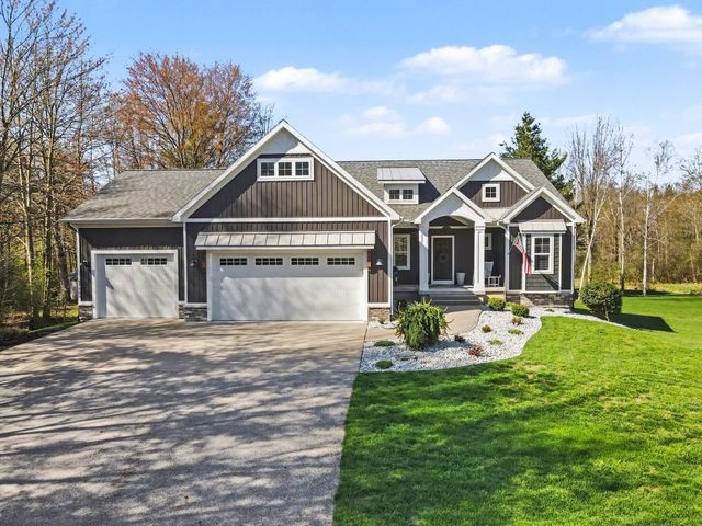 17789 112th Avenue, Crockery Twp, MI 49448