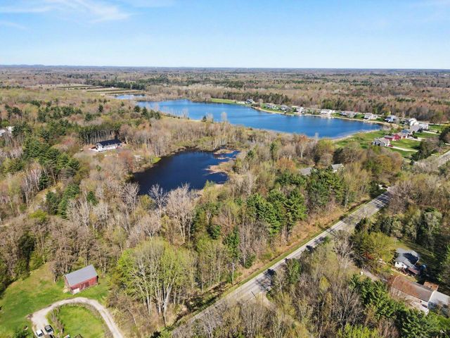 17789 112th Avenue, Crockery Twp, MI 49448