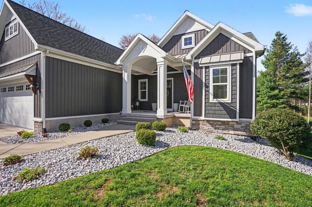 17789 112th Avenue, Crockery Twp, MI 49448