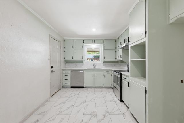 6609 Emily Drive, Watauga, TX 76148