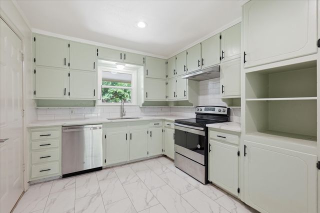 6609 Emily Drive, Watauga, TX 76148