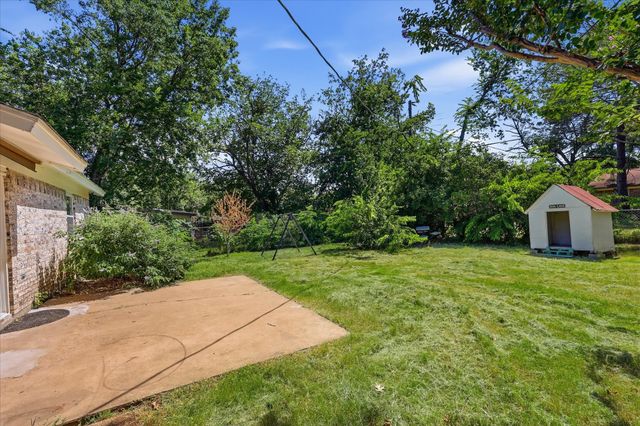 6609 Emily Drive, Watauga, TX 76148