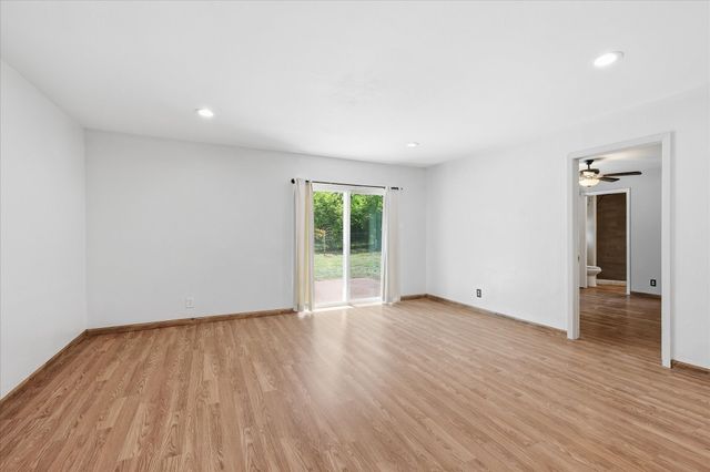 6609 Emily Drive, Watauga, TX 76148