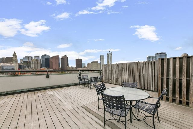 350 North St 404, Boston, MA 02113