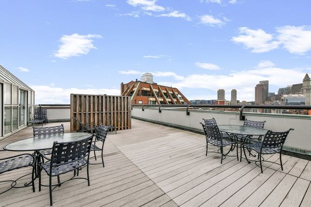 350 North St 404, Boston, MA 02113