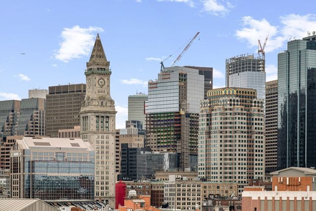 350 North St 404, Boston, MA 02113