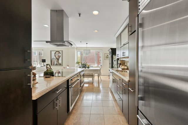 350 North St 404, Boston, MA 02113