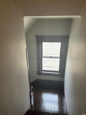 2222 Drexel Avenue, Fort Wayne, IN 46806