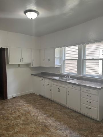 2222 Drexel Avenue, Fort Wayne, IN 46806