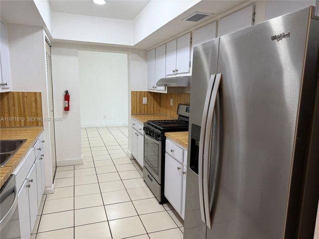 11535 SW 109th Rd 22A, Miami, FL 33176