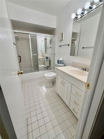 11535 SW 109th Rd 22A, Miami, FL 33176