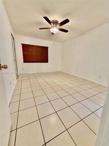 11535 SW 109th Rd 22A, Miami, FL 33176