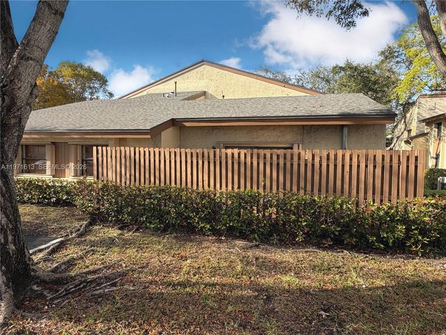 11535 SW 109th Rd 22A, Miami, FL 33176