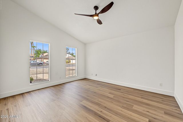 851 E ROCKWELL Drive, Chandler, AZ 85225