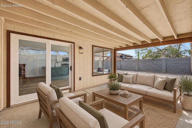 851 E ROCKWELL Drive, Chandler, AZ 85225