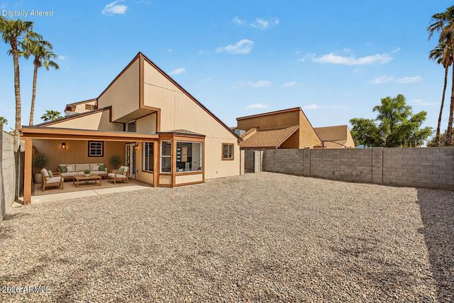 851 E ROCKWELL Drive, Chandler, AZ 85225