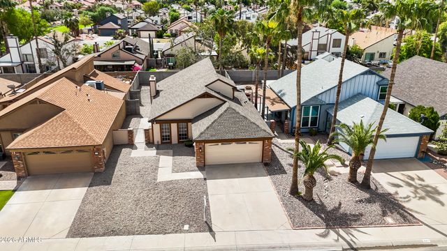 851 E ROCKWELL Drive, Chandler, AZ 85225