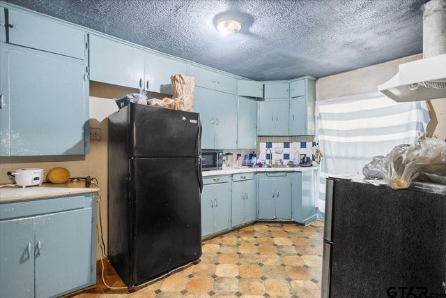 2516 Canton St., Tyler, TX 75702