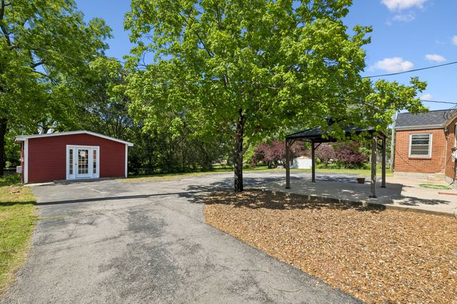 1507 5th Ave, W, Springfield, TN 37172