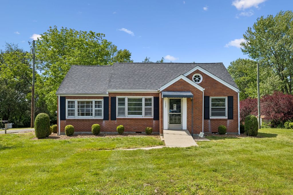 1507 5th Ave, W, Springfield, TN 37172