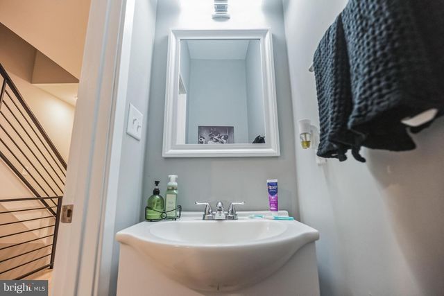 2428 JASPER ST, Philadelphia, PA 19125