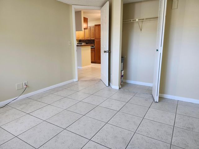 545 Trace Circle 105, Deerfield Beach, FL 33441