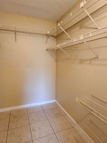 545 Trace Circle 105, Deerfield Beach, FL 33441