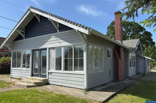 544 C St, Independence, OR 97351