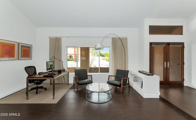 7806 E VIA DE LA ENTRADA --, Scottsdale, AZ 85258