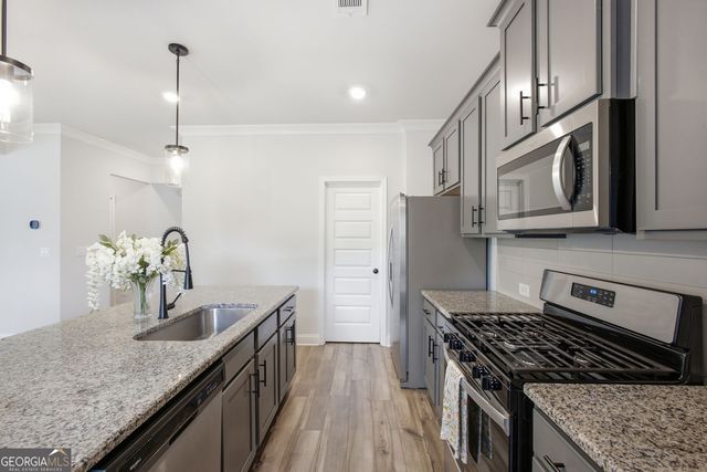 2700 Westgate Park Drive, Loganville, GA 30052