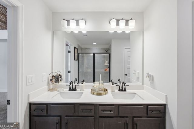 2700 Westgate Park Drive, Loganville, GA 30052
