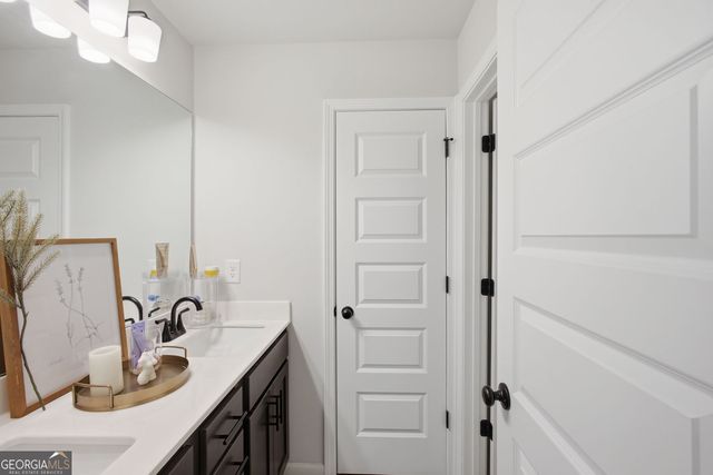 2700 Westgate Park Drive, Loganville, GA 30052