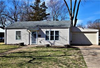 31 Florval Drive, Florissant, MO 63031