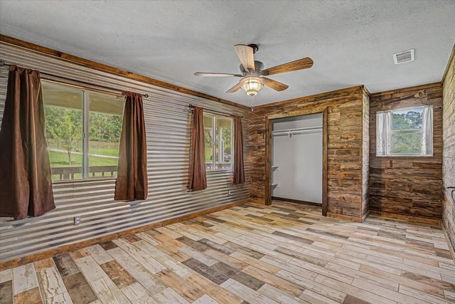 2266 Fm 1008, Dayton, TX 77535