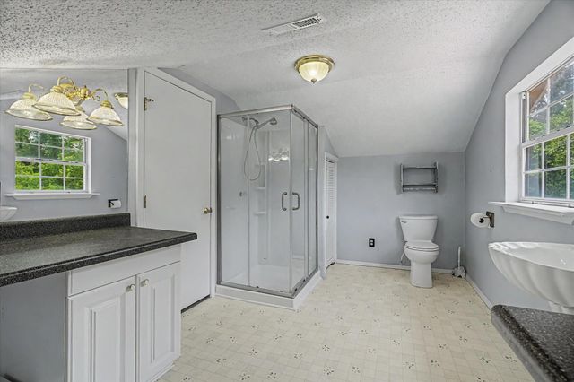 2266 Fm 1008, Dayton, TX 77535