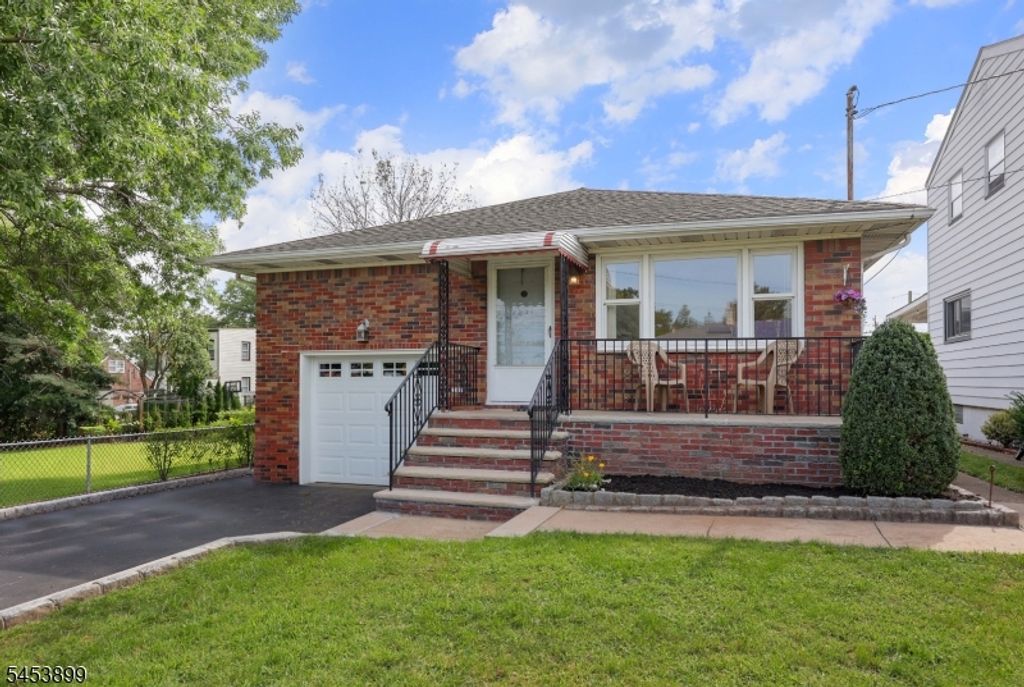 2831 Bradbury Ave, Linden City, NJ 07036 — photo 2