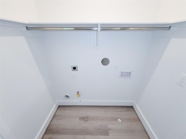 7703 Earl Rudder Way, Houston, TX 77055