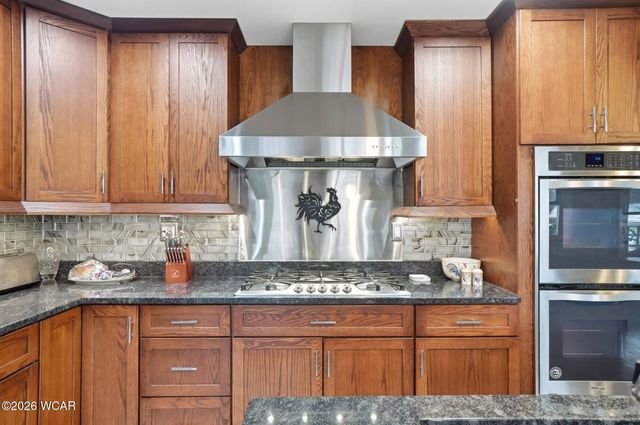 635 W Ashton Avenue, Lima, OH 45801