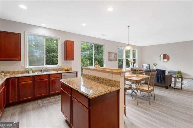 6018 Oakdale Road SE, Mableton, GA 30126